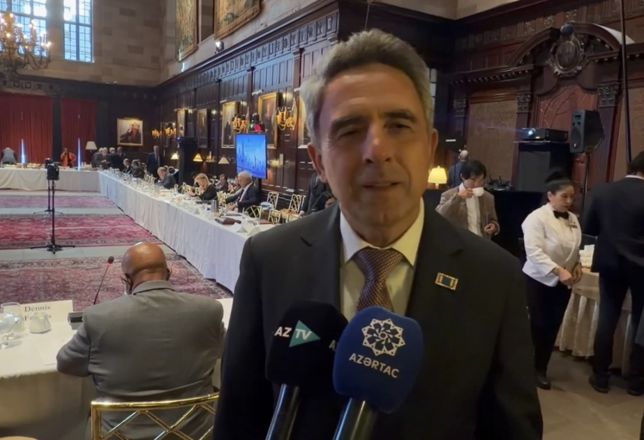 Rosen Plevneliyev: Nizami Gəncəvi Beynəlxalq Mərkəzi çoxsaylı böhranlarla bağlı həll yolları ortaya qoyur