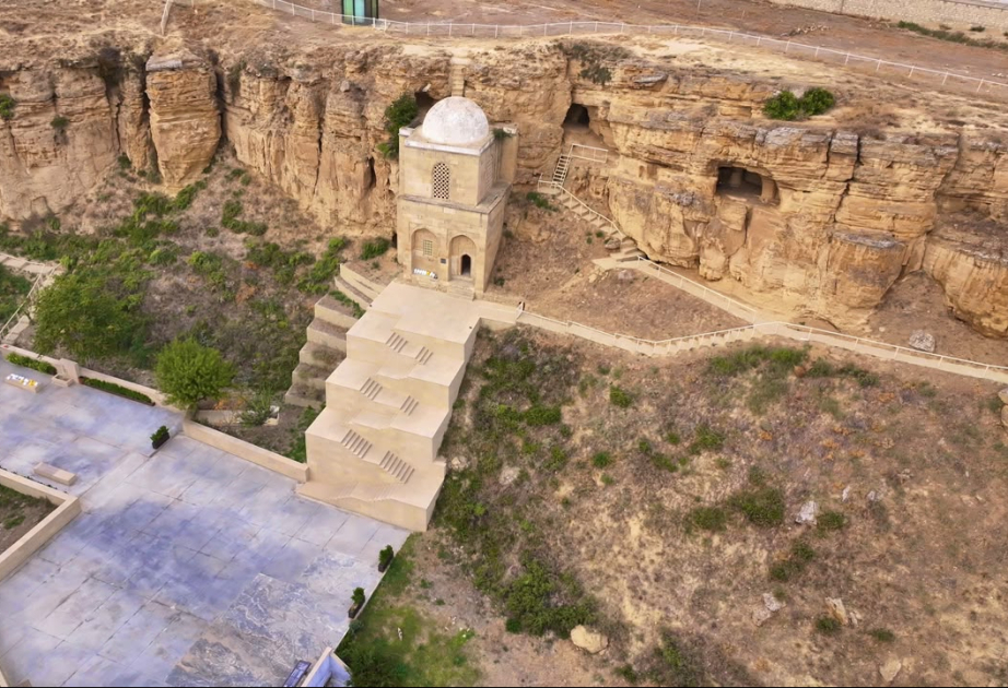 “Diri Baba” türbəsi və ətrafındakı mağaralar sufi irsinin izlərini qoruyur