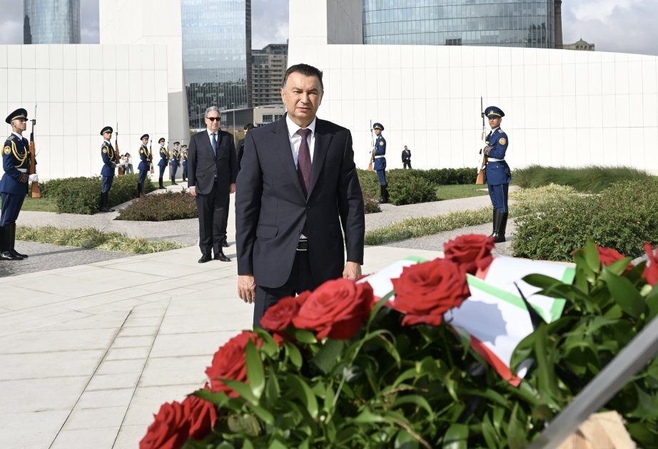 Премьер-министр Таджикистана посетил Парк Победы