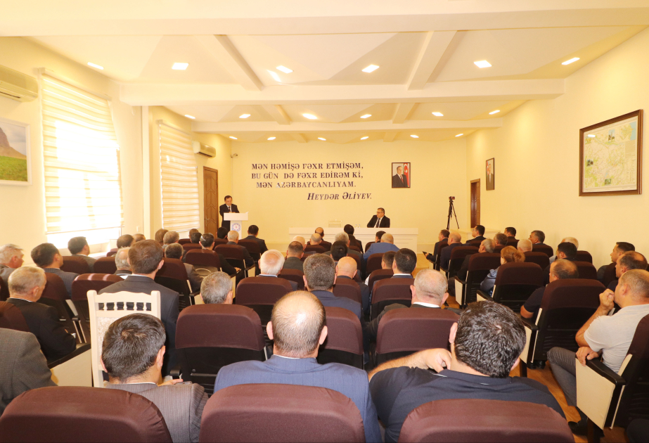 Nazir müavini Qazaxda fermerlərlə görüşüb, təsərrüfatlara baxış keçirib