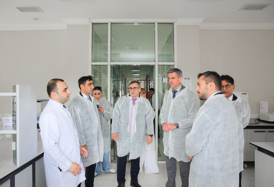 FAO nümayəndəsi Aqrar Xidmətlər Agentliyinin Mərkəzi Laboratoriyasının fəaliyyəti ilə tanış olub