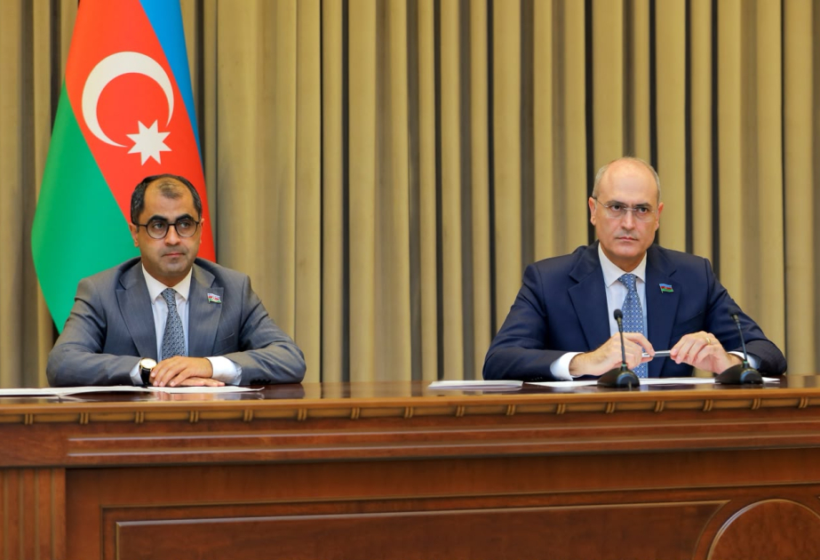 Ali Məclisin növbədənkənar sessiyasının iclası olub