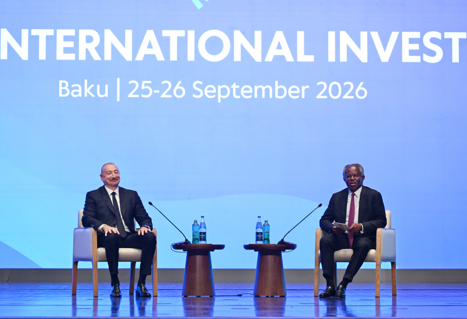 Präsident Ilham Aliyev nimmt an Veranstaltung im Rahmen des 2. Aserbaidschanischen Internationalen Investitionsforums teil AKTUALISIERT VIDEO