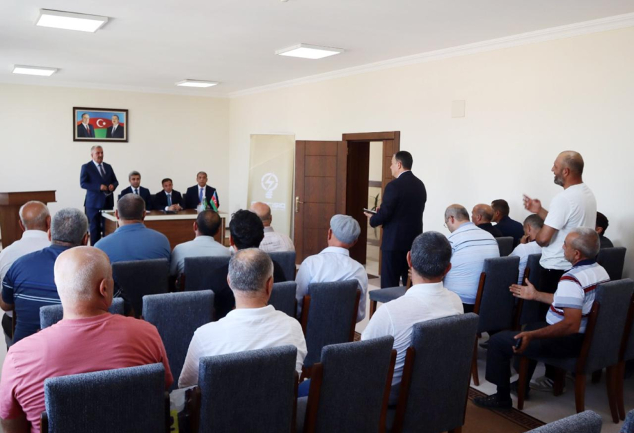 “Azərişıq” ASC-nin nümayəndələri Culfada fermer və sahibkarlarla görüşüblər