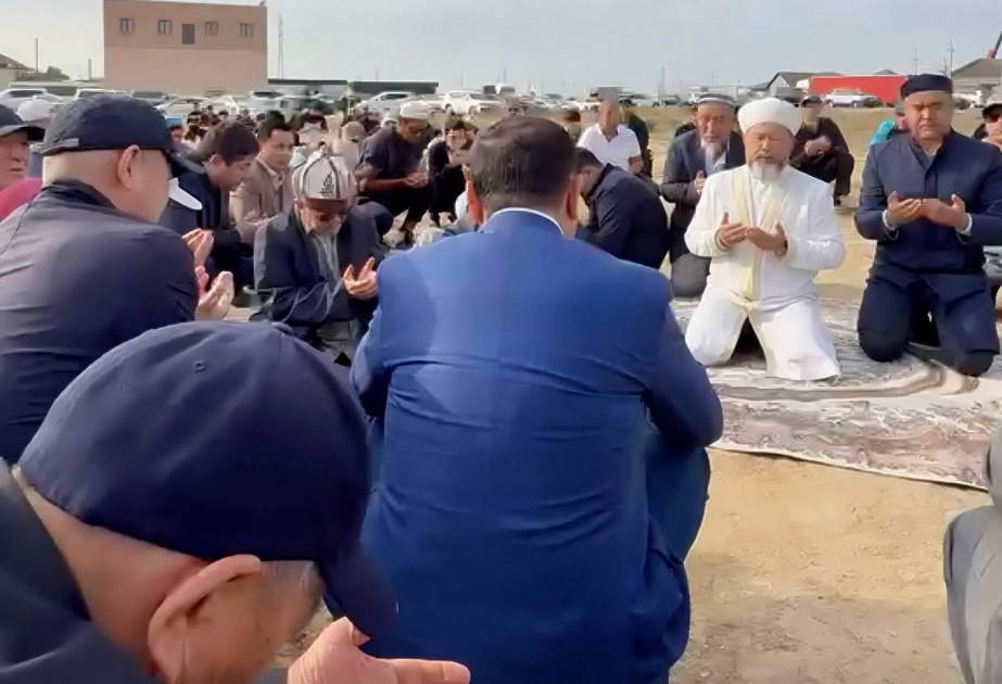Qazaxıstanda həlak olmuş hərbçilərlə vida mərasimi keçirilib