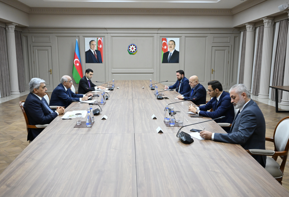 Azerbaijan's PM meets with Syria's Minister of Economy and Industry