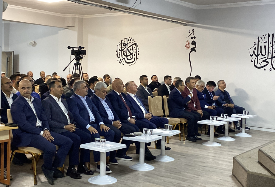 İstanbulda şəhidlər yad ediliblər VİDEO