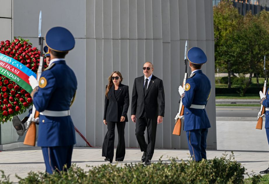 Une vidéo sur la visite du président Ilham Aliyev au Parc de la Victoire diffusée sur ses comptes de réseaux sociaux VIDEO