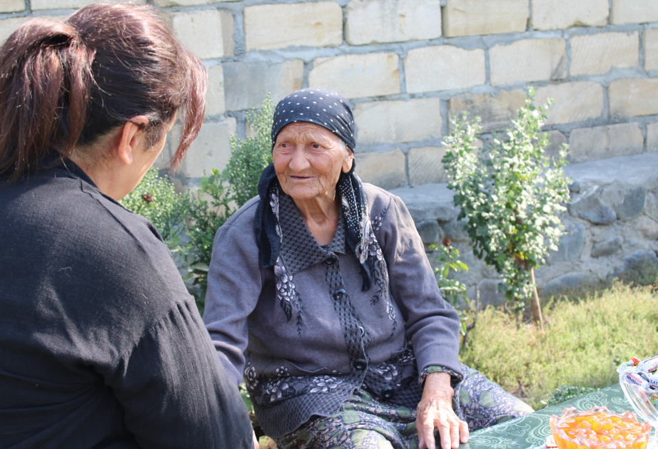 Bir əsri geridə qoyan ömür: Azərbaycanın ən yaşlı sakini Rubeydə Gülməmmədovanın həyat yolu
