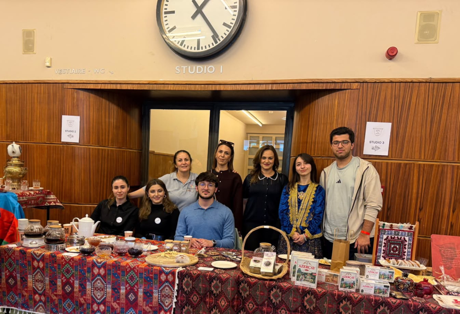 Azerbaijani tea traditions take center stage in Brussels