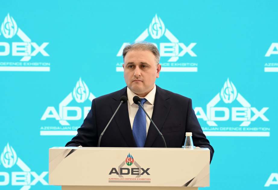 وزير الصناعات الدفاعية الأذربيجاني يؤكد في "أديكس 2026" أهمية إشراك القطاع الخاص في تعزيز الدفاع الوطني