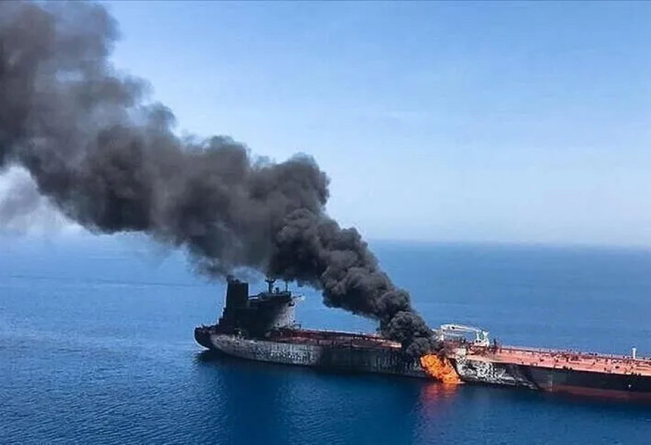 Britaniya təşkilatı: Hörmüz boğazında neft tankeri vurulub