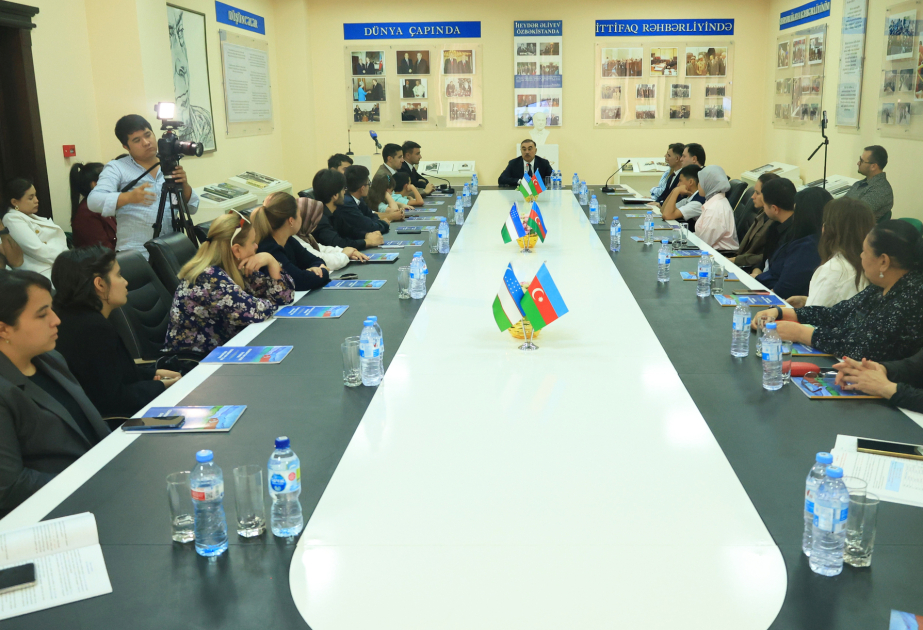 В Ташкенте открылся новый учебный год курсов азербайджанского языка