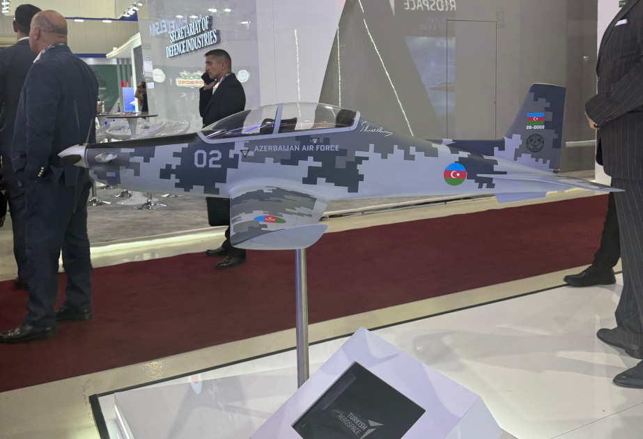 Впервые на ADEX 2026 учебный самолет нового поколения Hürkuş