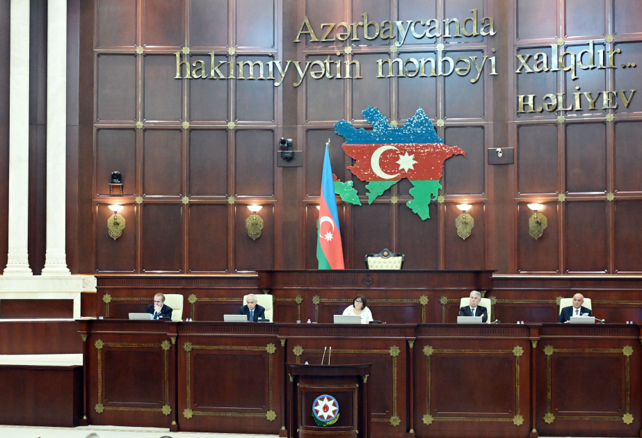 Milli Məclisin 2026-cı ilin payız sessiyasında ilk plenar iclası keçirilib YENİLƏNİB