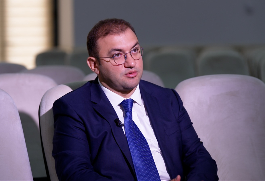 Almaniyada klinika direktoru olan azərbaycanlı: Sutkada cəmi 3-4 saat yatırdım - ONUN HEKAYƏSİ