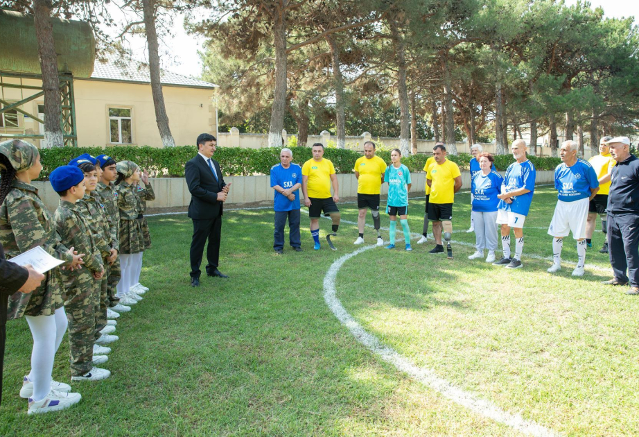 Ahıllar və müharibə ilə əlaqədar əlilliyi olan şəxslər arasında futbol matçı keçirilib