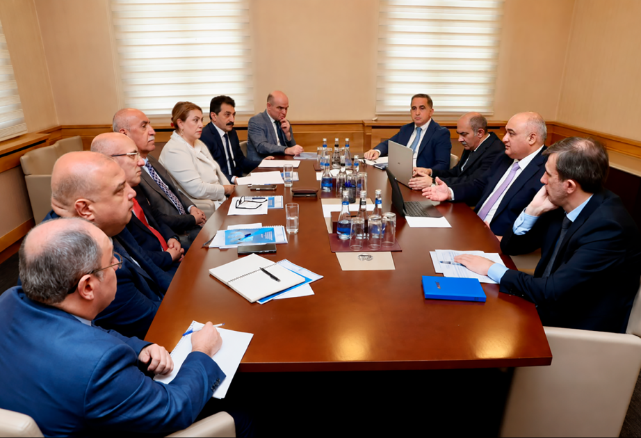 İctimai Şura üzvləri ilə 2027-ci il üzrə dövlət büdcəsinin və icmal büdcənin layihələri müzakirə edilib
