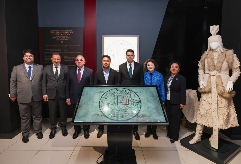 İssık-Kulda “Divanü Lüğat-it-Türk”ə həsr olunmuş sərginin daimi ekspozisiyası açılıb
