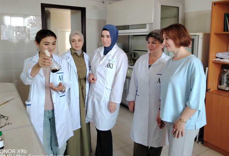 Neft mikrobiologiyası və biotexnologiya sahəsində birgə layihələr nəzərdən keçirilir