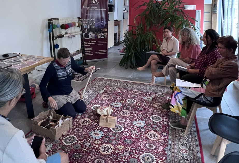 « Le Tapis de la Vie » : à Pau, les fils racontent aussi des histoires