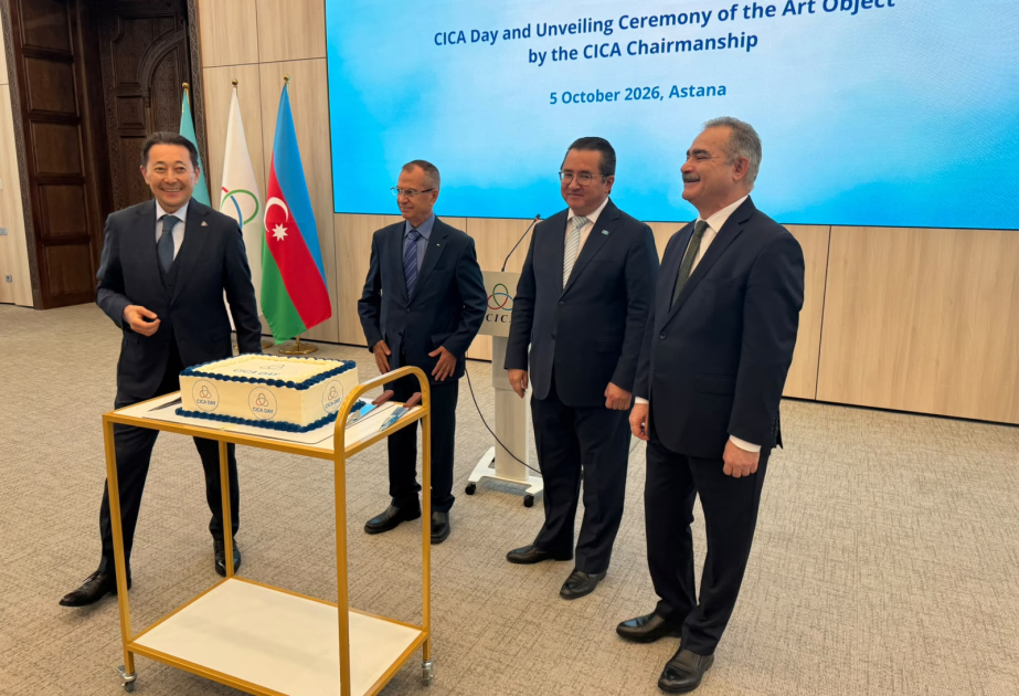 Astanada Azərbaycanın AQEM-ə hədiyyəsi olan Qarabağ atının heykəlinin açılışı olub