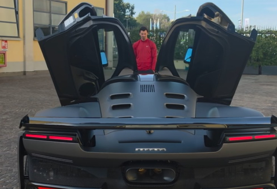 İbrahimoviç ad günündə özünə bahalı “Ferrari” hədiyyə edib