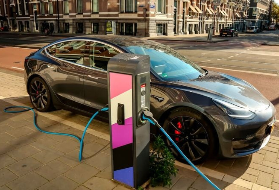 Almaniyada yeni avtomobillərin üçdəbirindən çoxu elektriklidir
