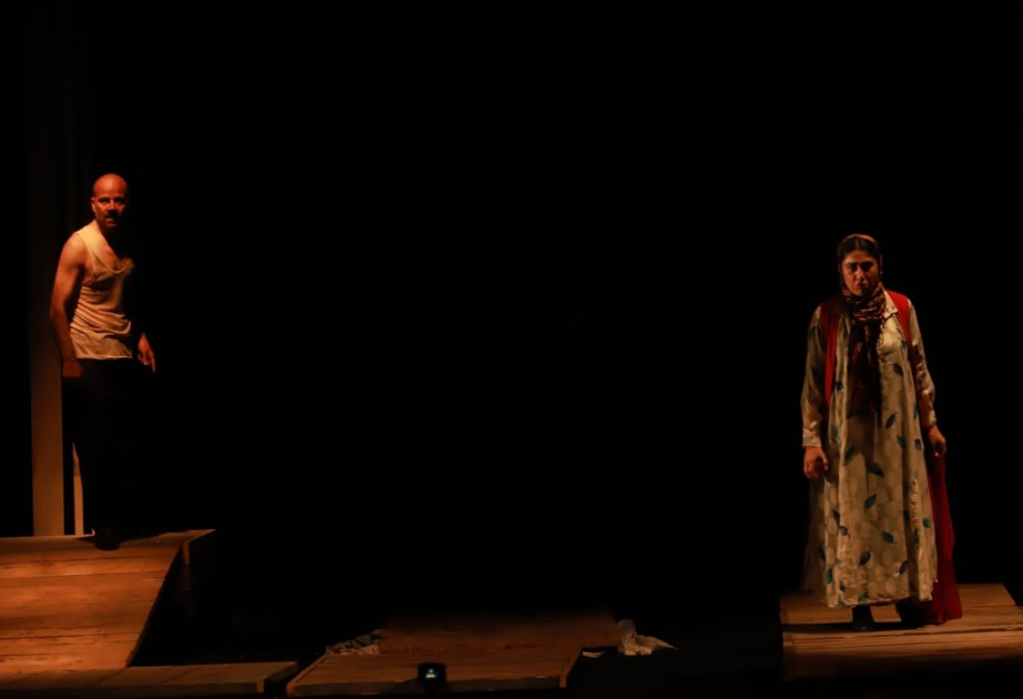Ərdəbil Moqan Honar Teatrı V Şəki Beynəlxalq Teatr Festivalında çıxış edib
