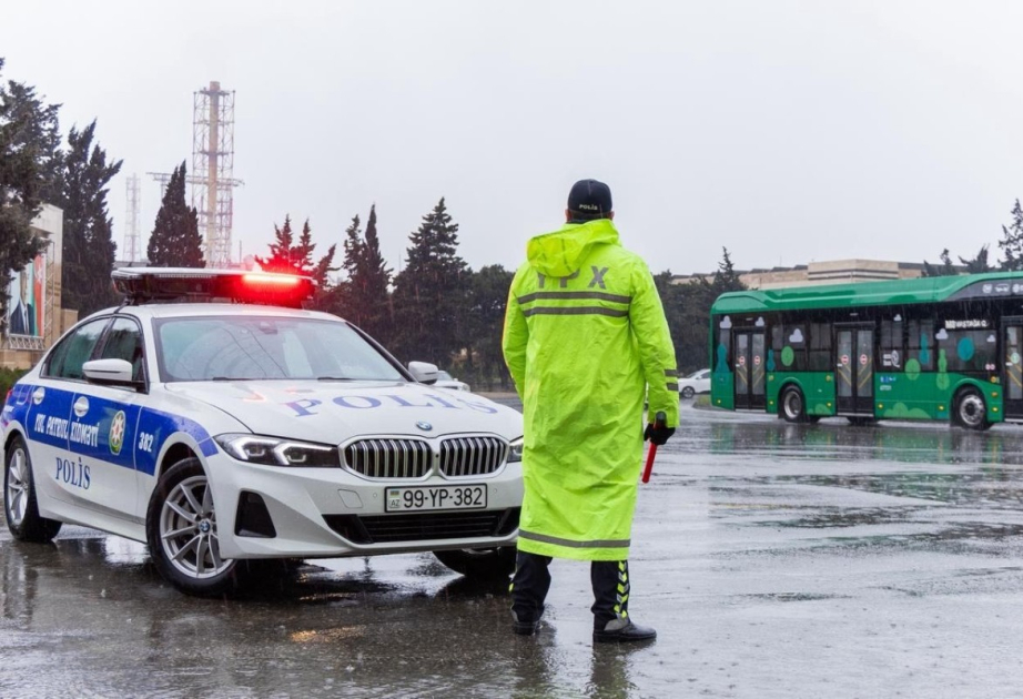 Yol polisi hava şəraiti ilə əlaqədar hərəkət iştirakçılarına müraciət edib