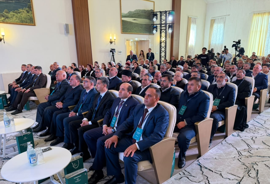 Göygöldə regional konfrans: “Birgəyaşayış mədəniyyəti cəmiyyətin mənəvi dayağı kimi”