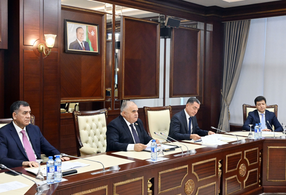 Korrupsiya ilə əlaqədar məlumat verən şəxslərə maddi mükafat veriləcək