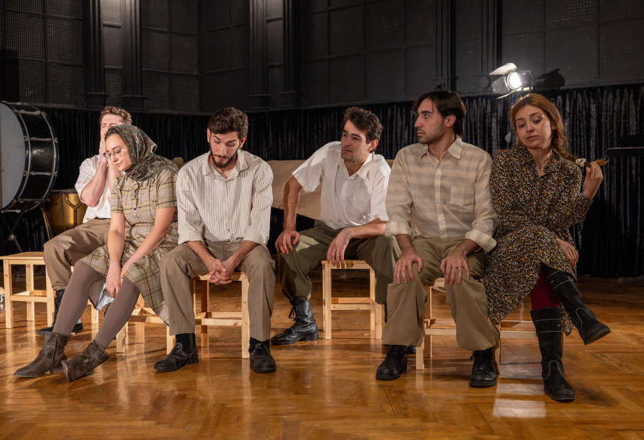 Britaniyalı dramaturq: Azərbaycan komandası ilə əməkdaşlıq çox maraqlı oldu