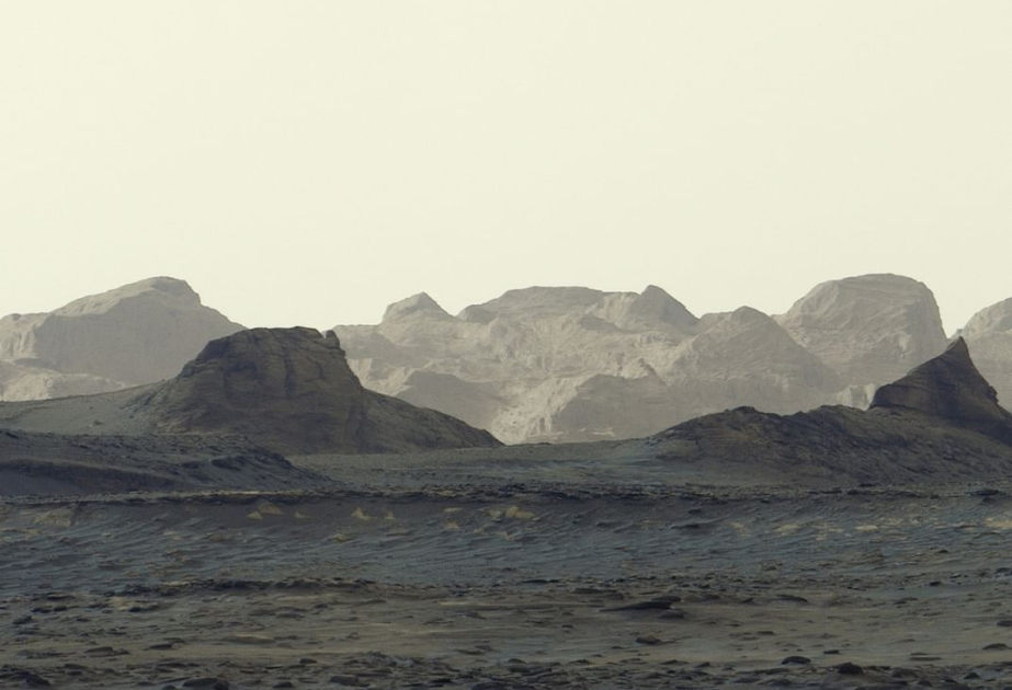 NASA Mars şəfəqinin qeyri-adi görüntüsünü yayımlayıb