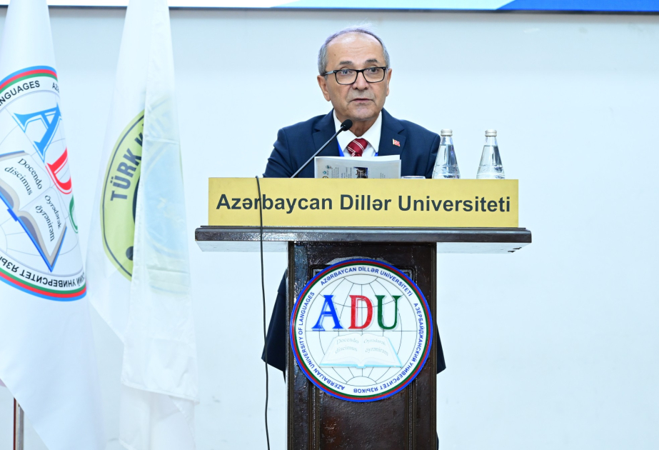 İsmət Çətin: “Türk dili və ədəbiyyatının tədrisi” sipoziumu Türk dünyasının elmi əməkdaşlığına xidmət edir