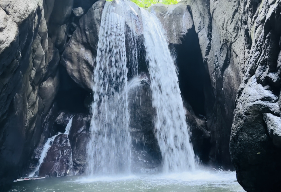 Der Weg führt diesmal zum Tokiächil-Wasserfall in den Bergen von Lerik