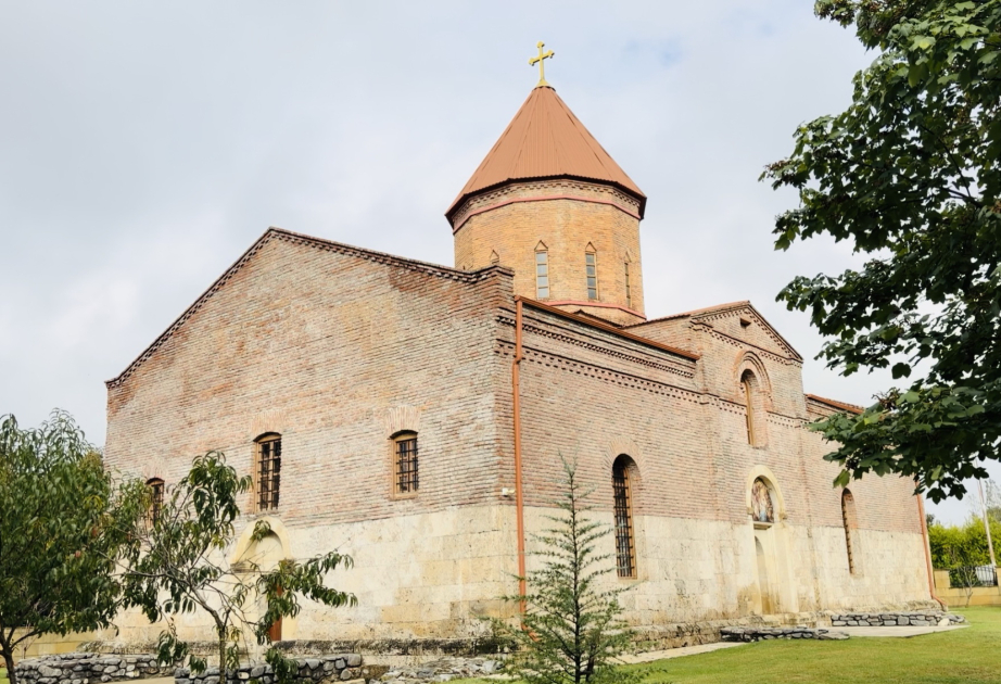 Welche historischen Orte erwarten Touristen in Nij? VIDEO