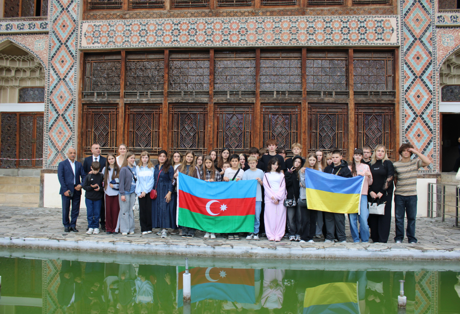 Sheki’s historic sites and landmarks fascinate Ukrainian children