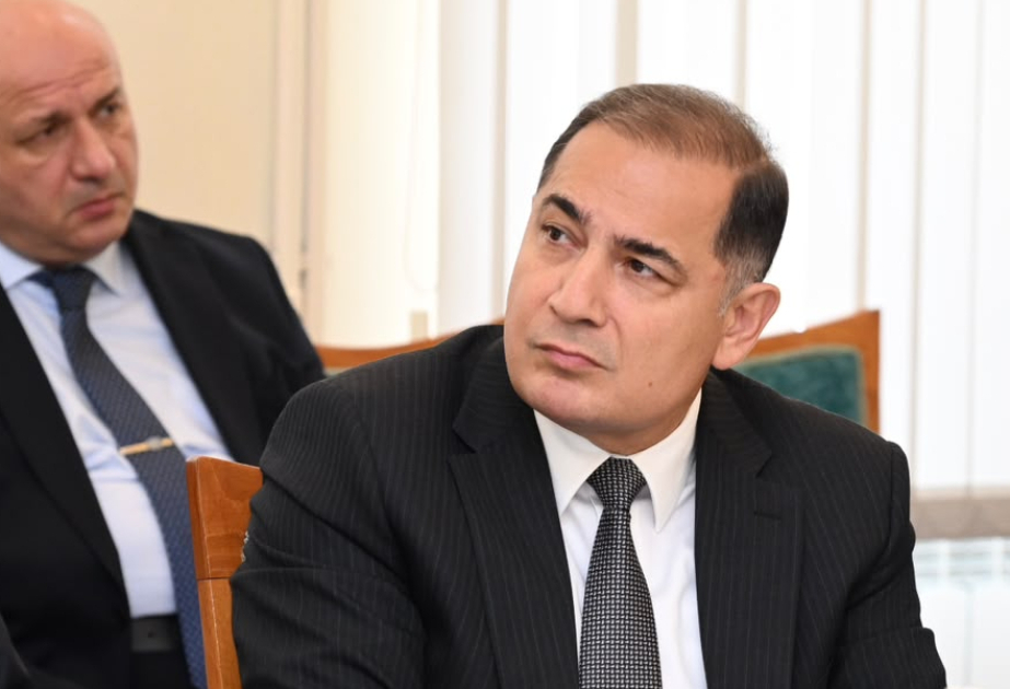 Azər Əmiraslanov: “Davamlı inkişaf siyasəti” dərsliyi dövlət siyasəti və elm üçün dəyərli töhfədir