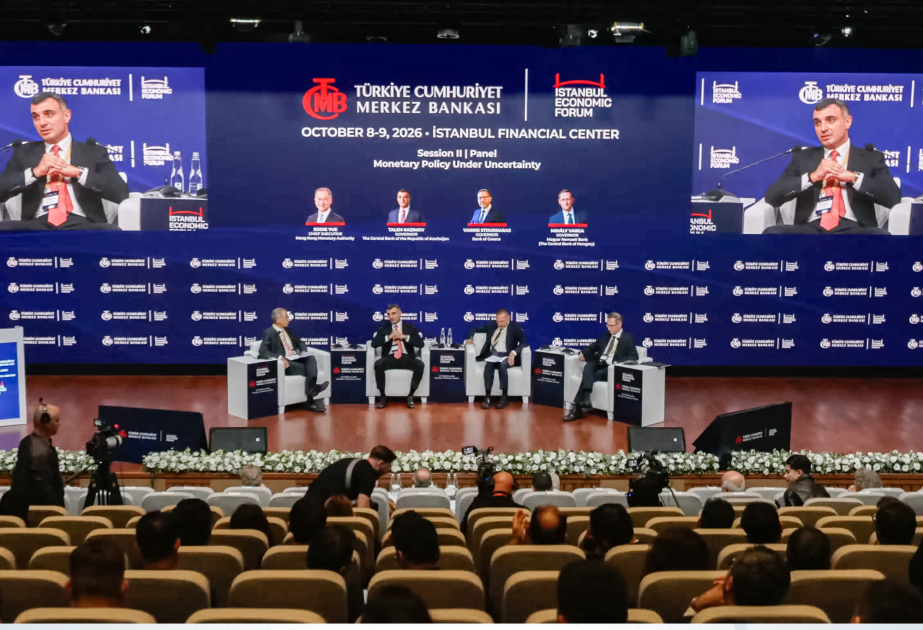 AMB sədri İstanbulda qlobal iqtisadiyyatın gələcəyi barədə fikirlərini bölüşüb