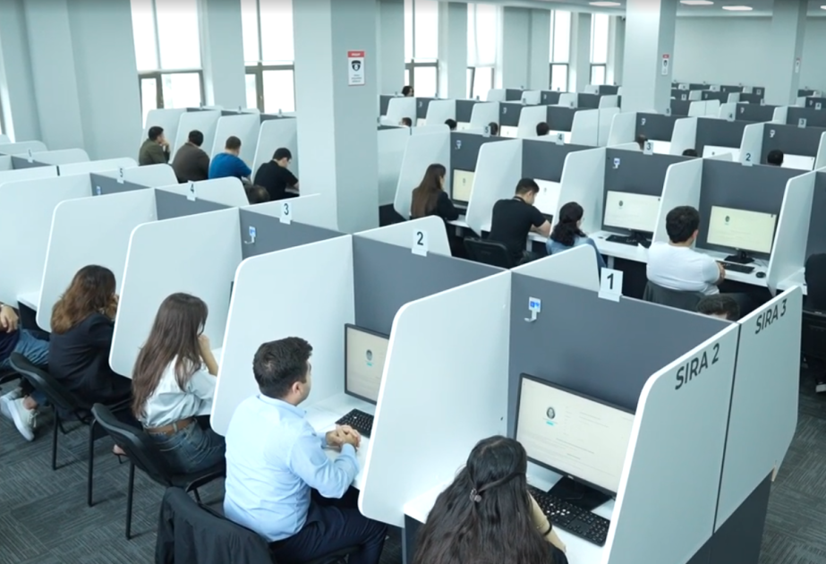 Prokurorluq orqanlarına qulluğa qəbulla bağlı elan edilmiş müsabiqənin test imtahanı keçirilib