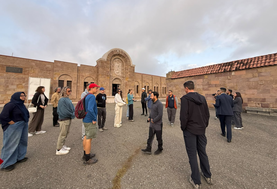 Dünya səyyahları Gəncəsər Monastır Kompleksini ziyarət ediblər