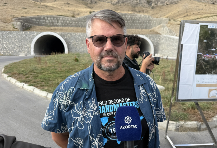 Çarlz Veley: Azərbaycan tərəfindən görülən bu işlər mənim üçün böyük irəliləyiş deməkdir