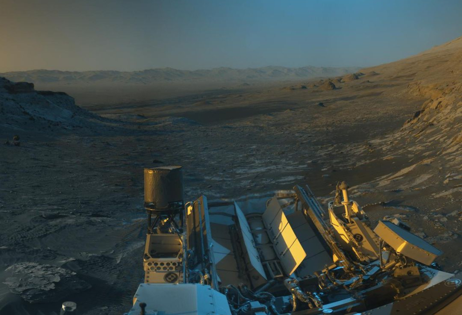 NASA-nın roveri Marsda sübh şəfəqinin şəklini çəkib