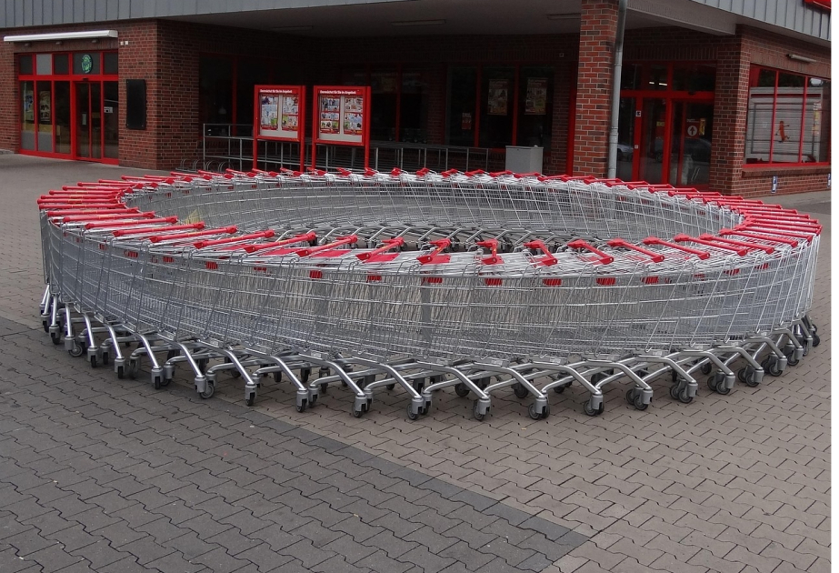 Fransada genişmiqyaslı kiberhücum: Supermarketlərdə ərzaq məhsulları məhv edilir