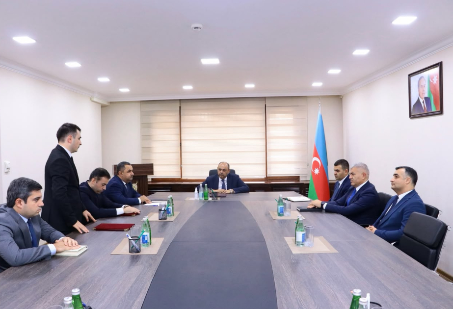 Hakim vəzifələrinə təyin olunmuş prokurorluq əməkdaşlarına fəxri fərmanlar təqdim edilib