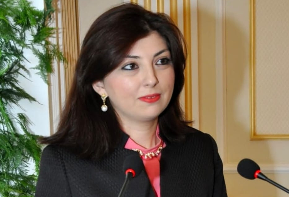 Məktəblərdə vahid geyim forması: dünyəvilik, sosial bərabərlik və tolerantlıq prinsipləri