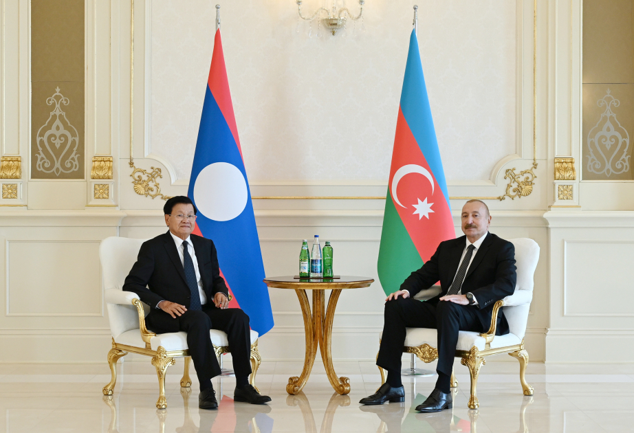 President Ilham Aliyev held one-on-one meeting with President of Laos