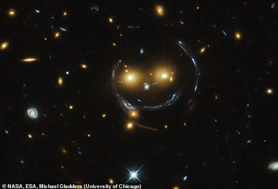НАСА сфотографировало гигантскую «космическую улыбку»