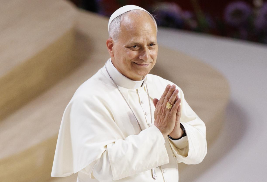 Papa XIV Leonun ağciyərindən bədxassəli şiş çıxarılıb